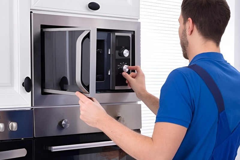 Buld-in Microwave Repair in Long Beach